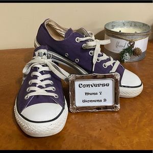 Converse all star chucks